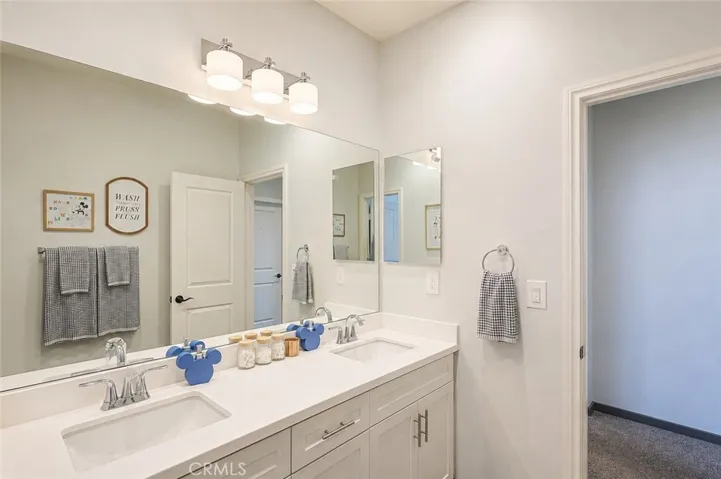 3210 E Yountville Drive 7, Ontario, California 91761