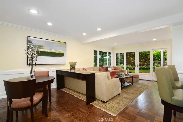 3861 Braewood Court, Tarzana, California 91356