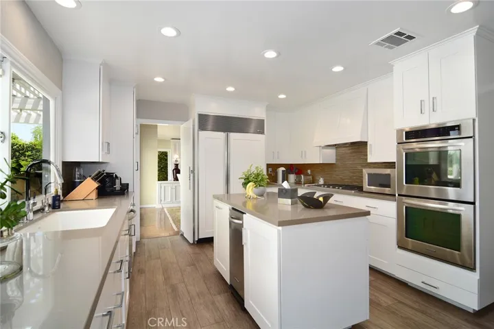3861 Braewood Court, Tarzana, California 91356