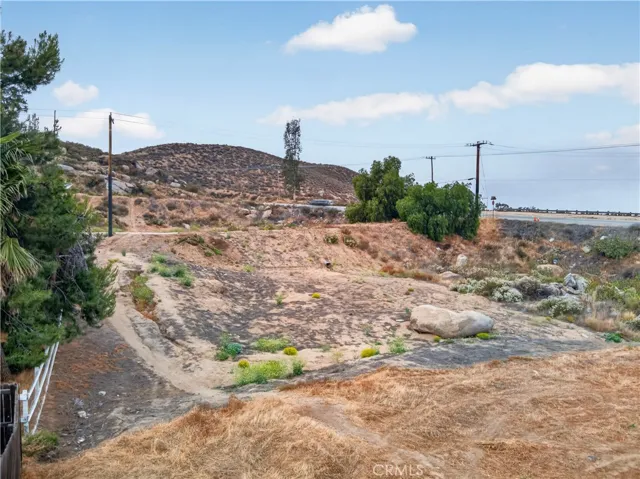27560 Summit, Menifee, California 92585 — photo 4