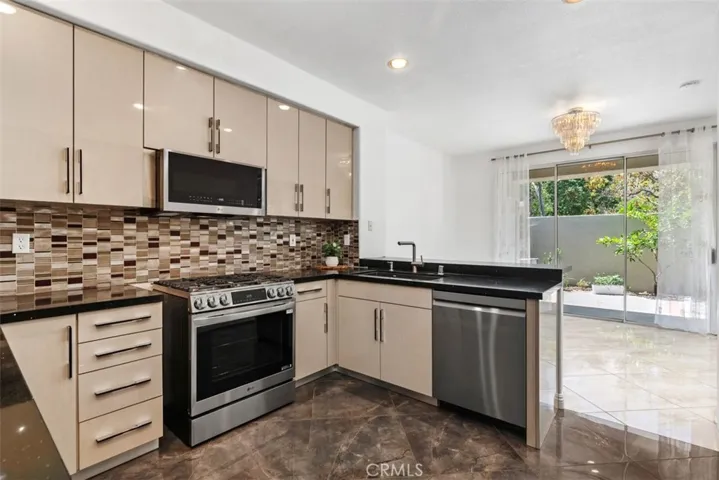 3 Haggerston Aisle, Irvine, California 92603