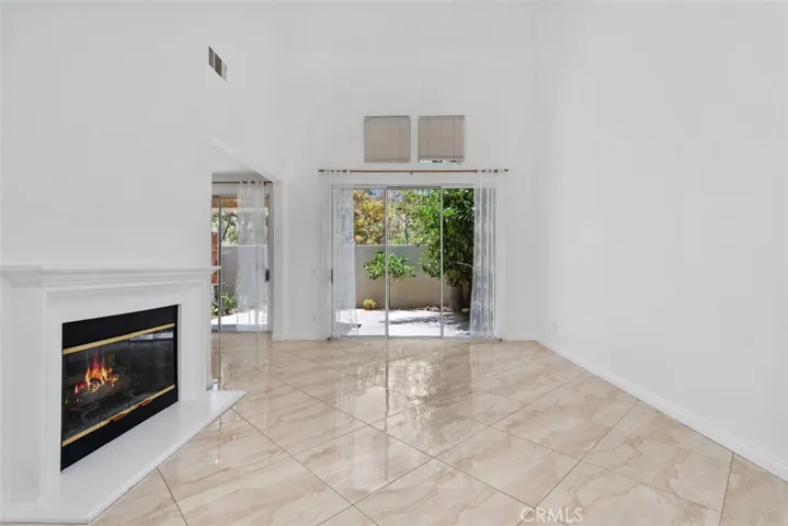 3 Haggerston Aisle, Irvine, California 92603