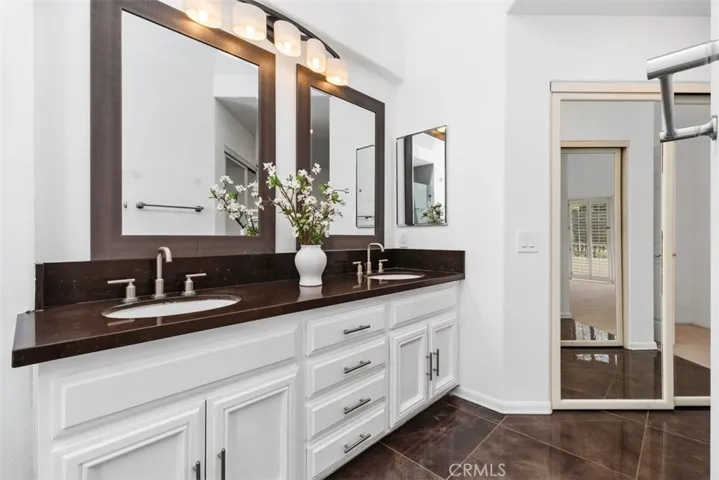 3 Haggerston Aisle, Irvine, California 92603