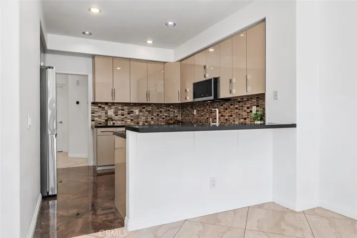 3 Haggerston Aisle, Irvine, California 92603