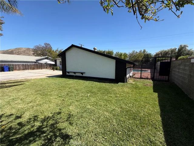 6754 Karen Lane, Jurupa Valley, California 92509