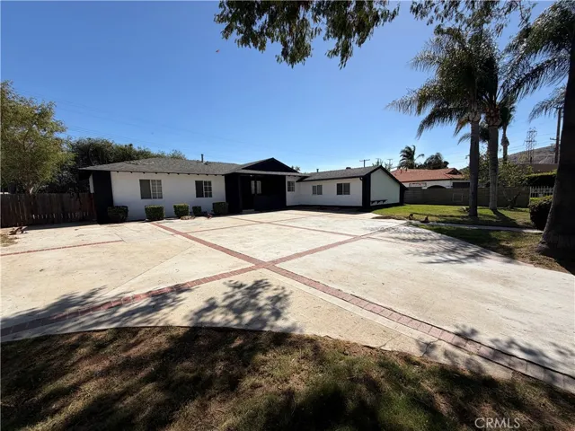 6754 Karen Lane, Jurupa Valley, California 92509