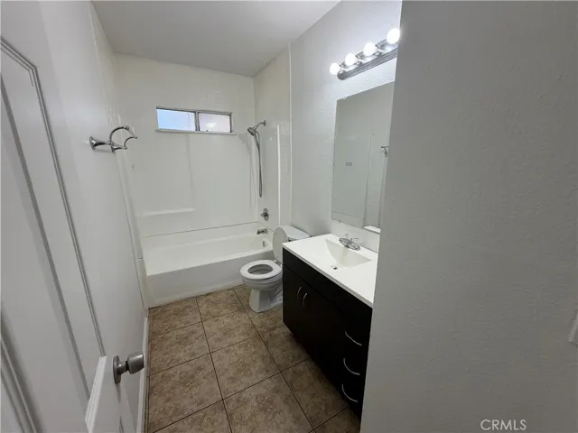 6754 Karen Lane, Jurupa Valley, California 92509