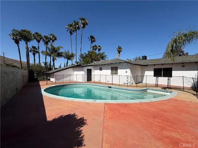 6754 Karen Lane, Jurupa Valley, California 92509