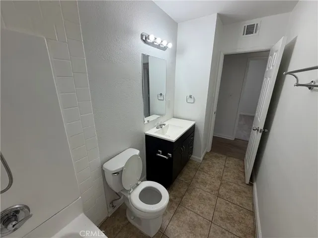 6754 Karen Lane, Jurupa Valley, California 92509