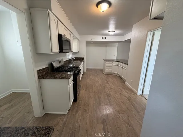 6754 Karen Lane, Jurupa Valley, California 92509