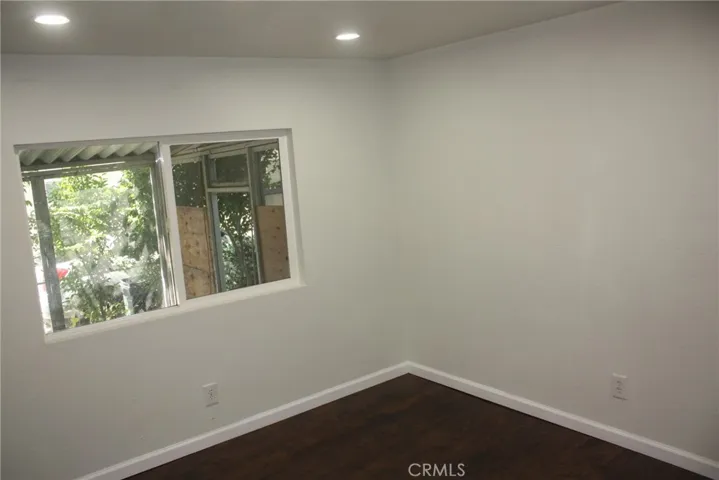 Nice reccessed lighting