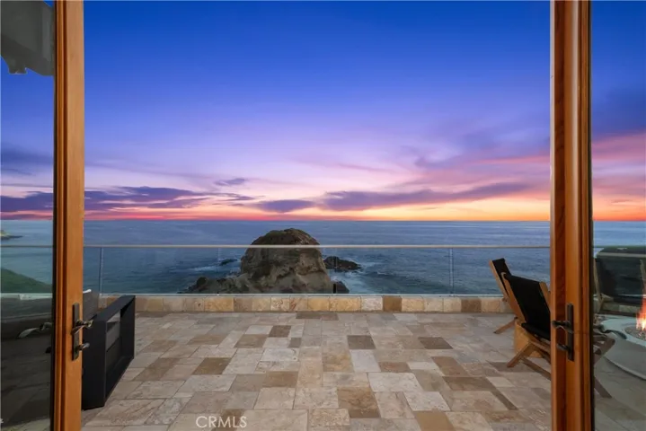 10 S La Senda, Laguna Beach, California 92651