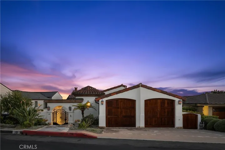 10 S La Senda, Laguna Beach, California 92651