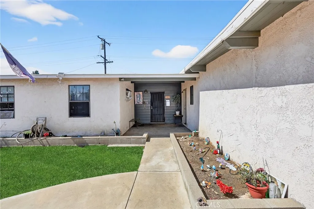 2415 Merrywood