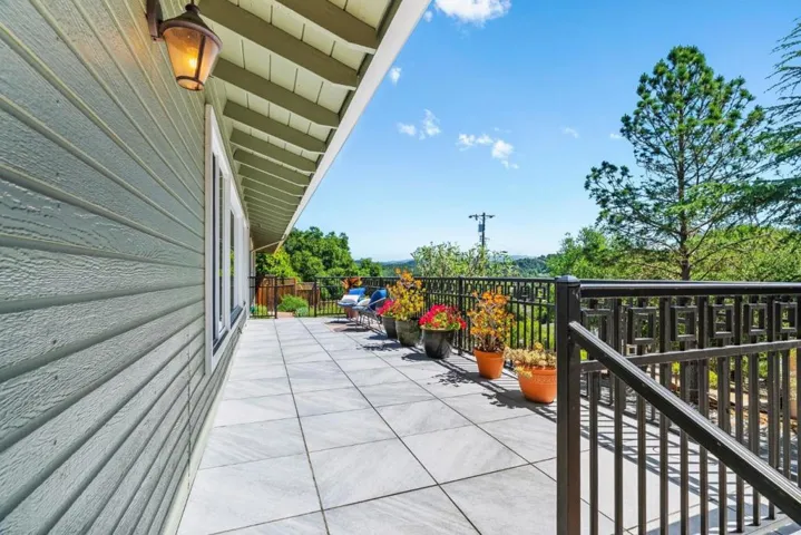 282 Twin Pines Drive, Scotts Valley, California 95066