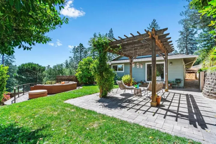 282 Twin Pines Drive, Scotts Valley, California 95066