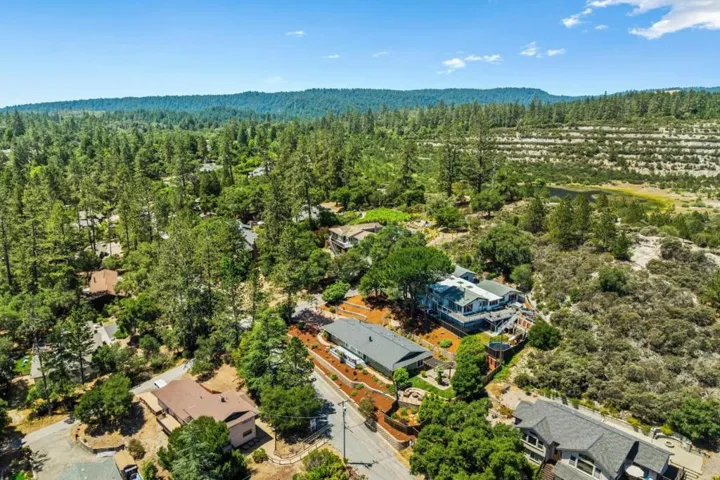 282 Twin Pines Drive, Scotts Valley, California 95066