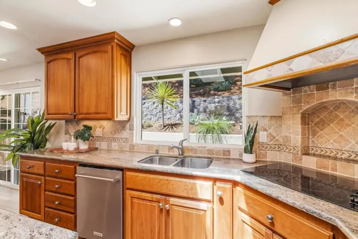 282 Twin Pines Drive, Scotts Valley, California 95066