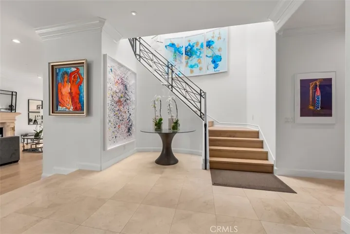 215 Poppy Avenue, Corona Del Mar, California 92625