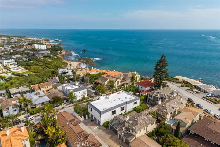 215 Poppy Avenue, Corona Del Mar, California 92625