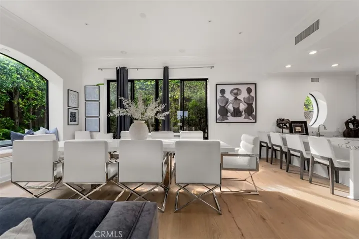215 Poppy Avenue, Corona Del Mar, California 92625