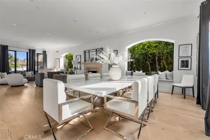215 Poppy Avenue, Corona Del Mar, California 92625