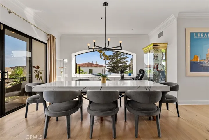 215 Poppy Avenue, Corona Del Mar, California 92625