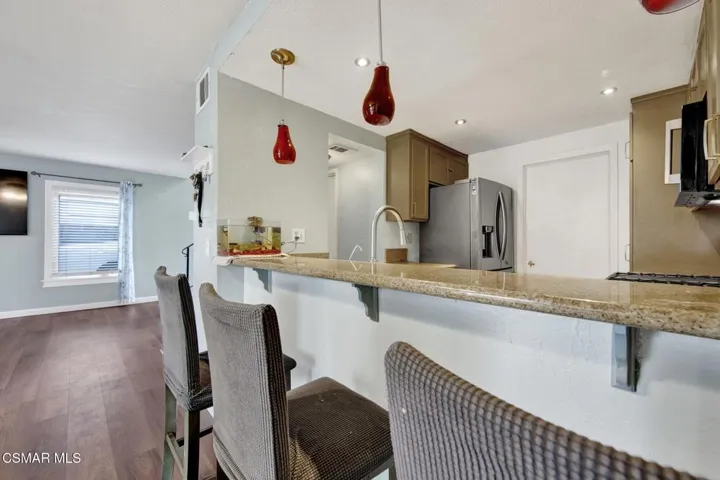 10-web-or-mls-543EArrowHwy43AzusaCA___00