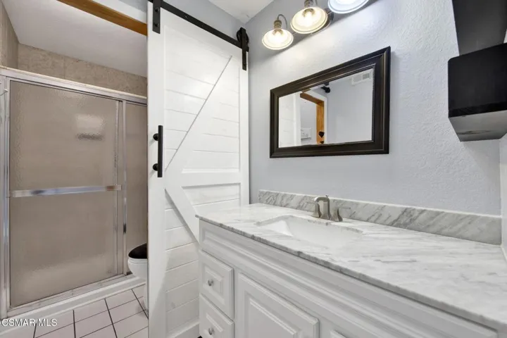 19-web-or-mls-543EArrowHwy43AzusaCA___00