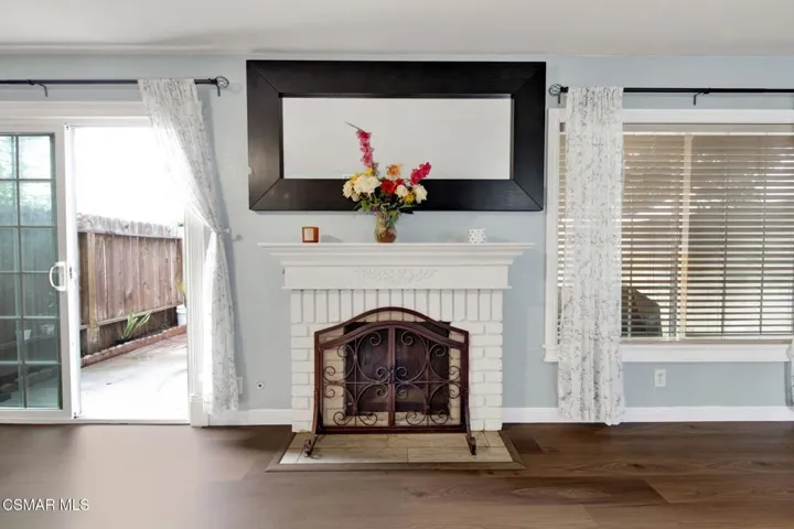 7-web-or-mls-543EArrowHwy43AzusaCA___012