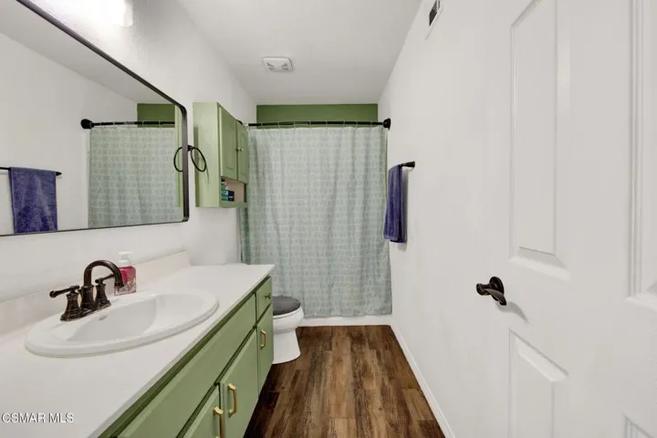 21-web-or-mls-543EArrowHwy43AzusaCA___01
