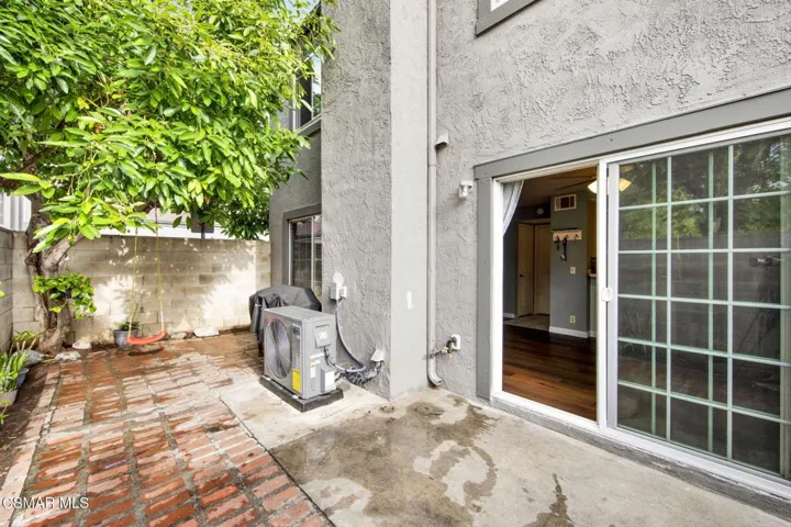 24-web-or-mls-543EArrowHwy43AzusaCA___01