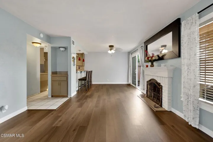 6-web-or-mls-543EArrowHwy43AzusaCA___014