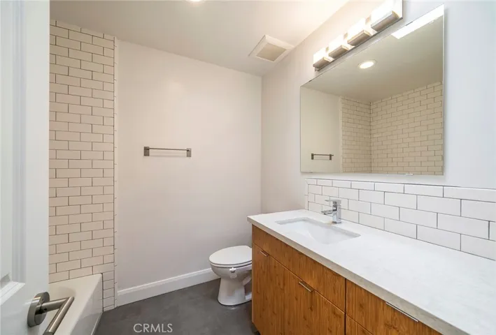 Tub and shower