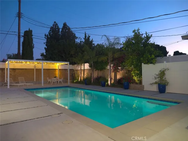 20000 Vintage, Chatsworth, California 91311