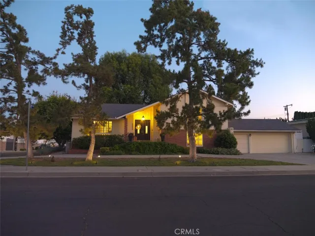 20000 Vintage, Chatsworth, California 91311
