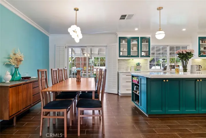 20000 Vintage, Chatsworth, California 91311