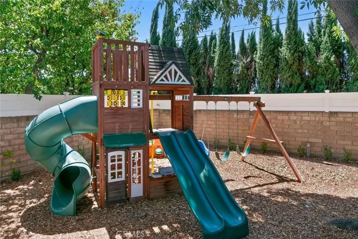 20000 Vintage, Chatsworth, California 91311