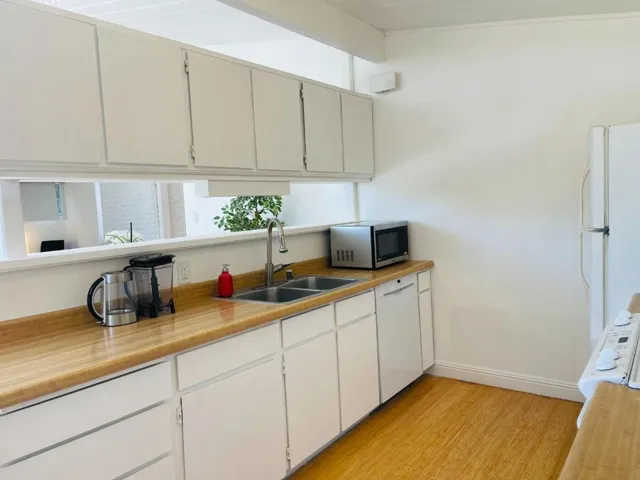 795 Greer Road, Palo Alto, California 94303