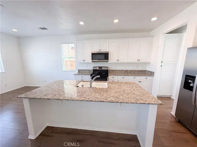 15110 Paseo Verde, Victorville, California 92394