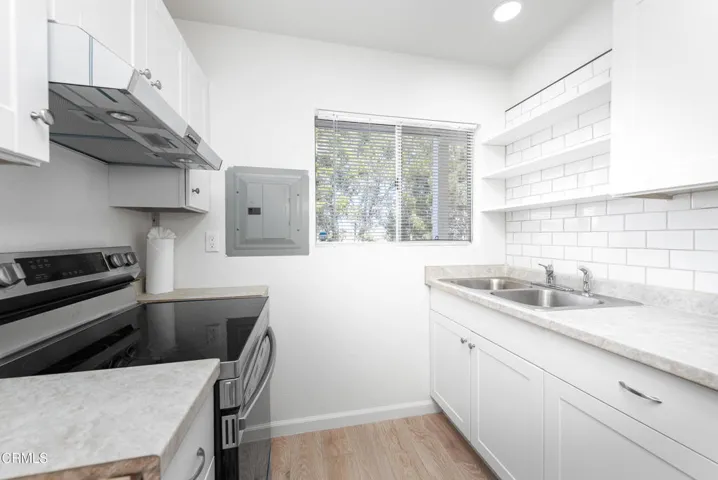201 S Ventura Road Unit 6 Port Hueneme-1
