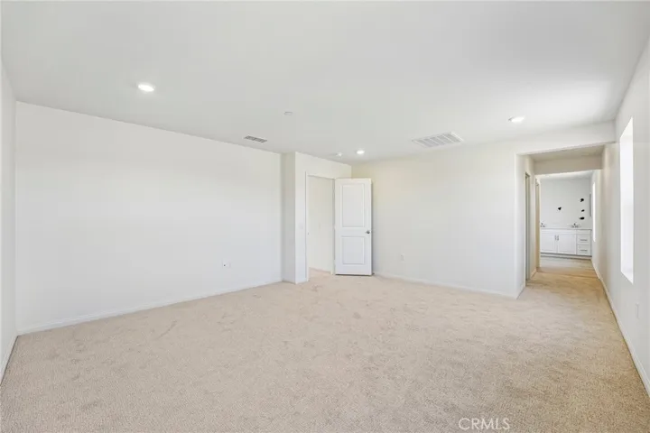 31288 Pine Oak Road, Winchester, California 92596