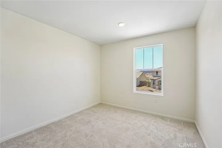 31288 Pine Oak Road, Winchester, California 92596