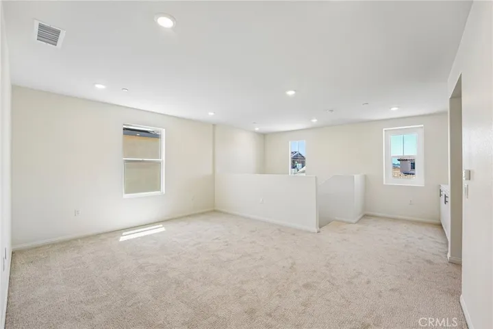 31288 Pine Oak Road, Winchester, California 92596