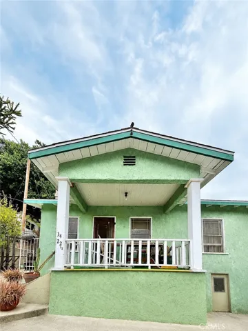 3 bed 2 bath
