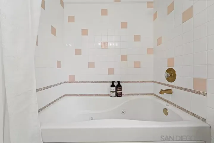 Full bath #3
