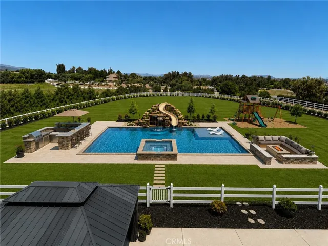  Backyard - Virtually landscaped rendering of possibilities