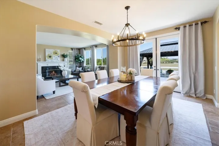 Formal Dining