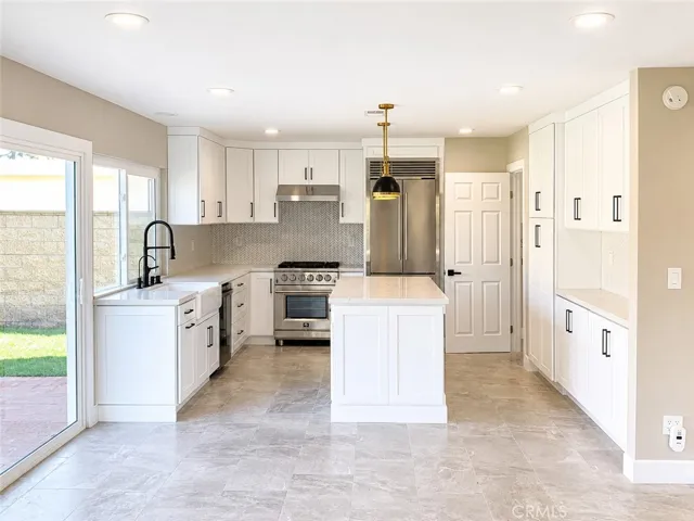 Kitchen From Family Room