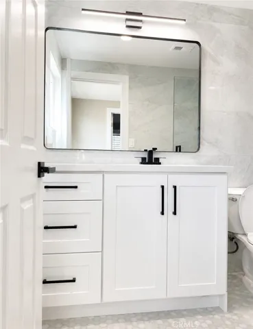 Upstairs Bathroom
